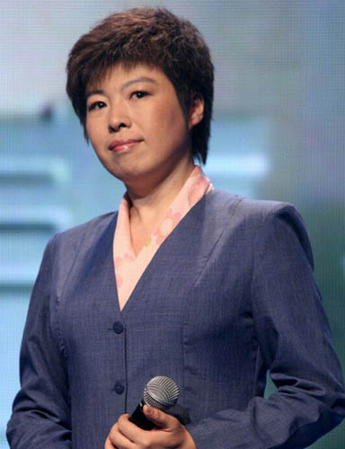 挑酒店斥助理骂翻译 于丹被曝在伦敦撒泼拒绝